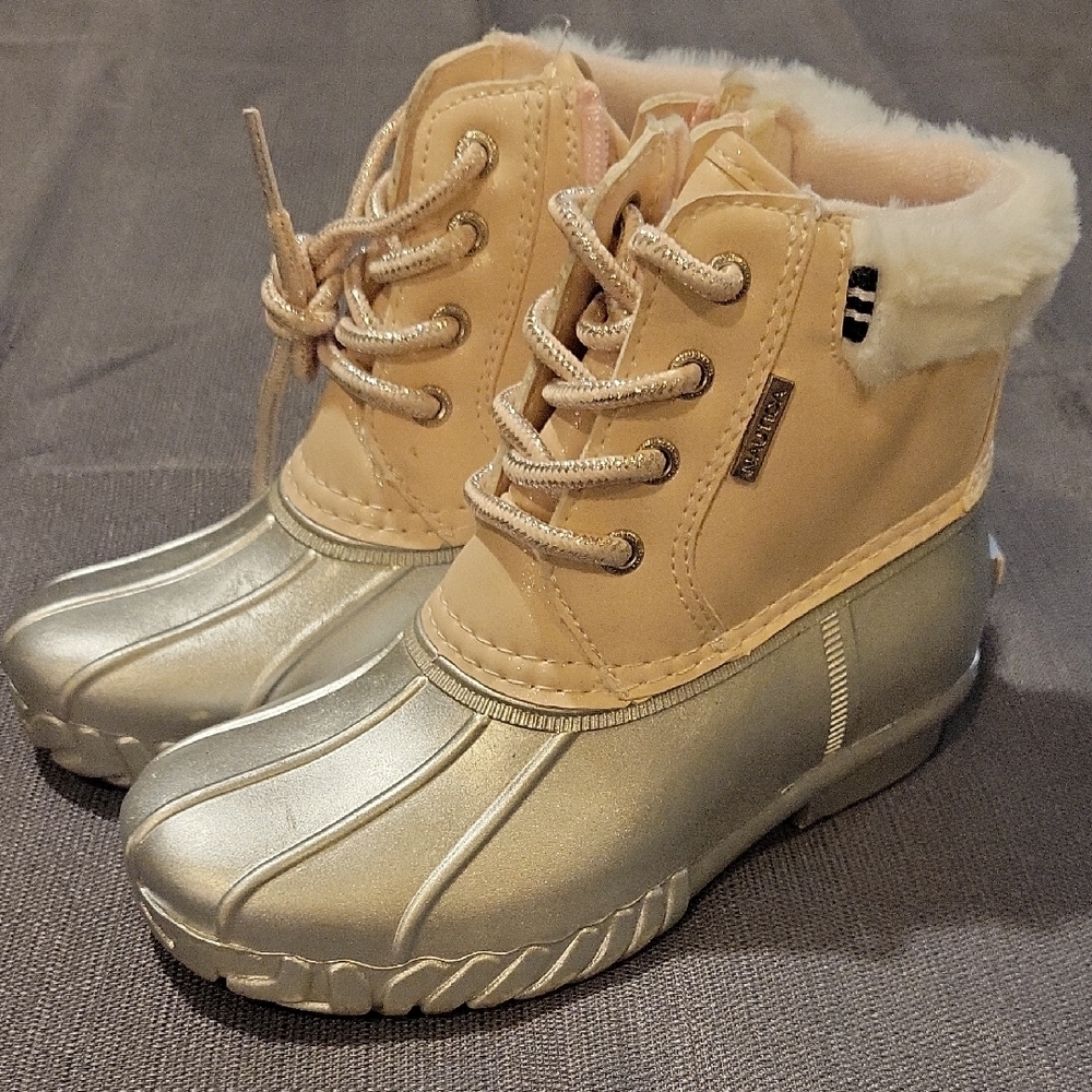 Nautica Light Pink And Silver Kids Boots